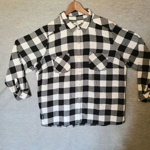 Women's Flannel Plaid Button Up Blouse Shirt 2X Plus Long Sleeve Black White